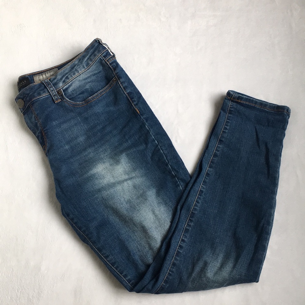 Aeropostale Low Rise Jegging Medium Wash